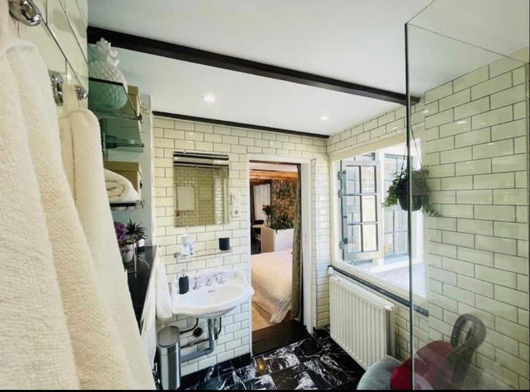 The Enlightened House Luxury Suites 阿姆斯特丹 外观 照片